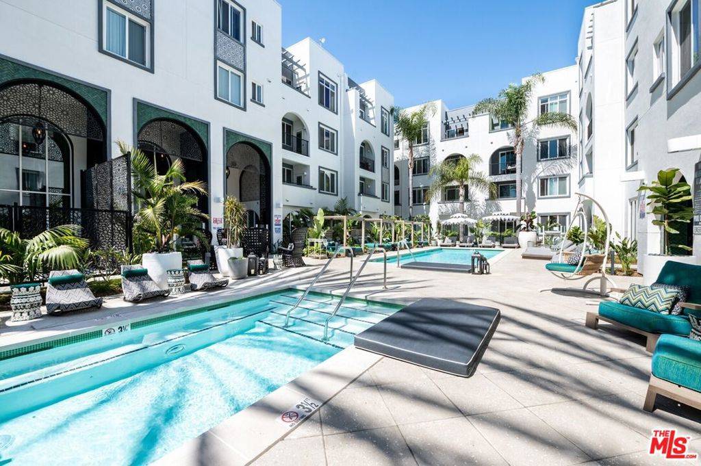 Playa Vista, CA 90094,5710 Crescent Park E #333