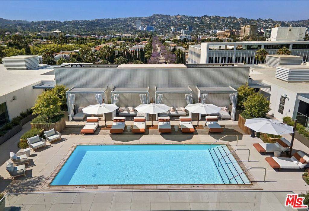 Beverly Hills, CA 90212,9200 Wilshire Blvd #306W