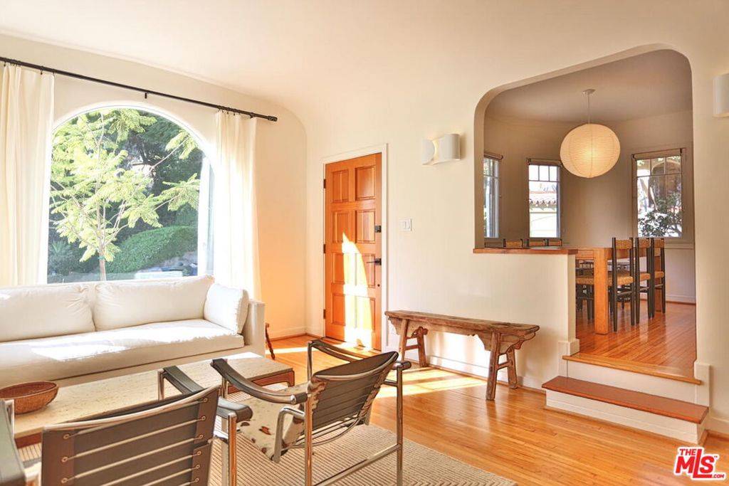 Los Angeles, CA 90039,2256 Silver Ridge AVE