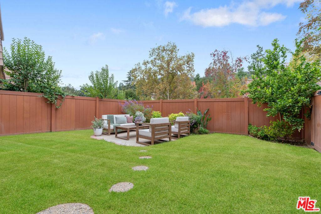 Agoura Hills, CA 91301,4032 Yankee DR