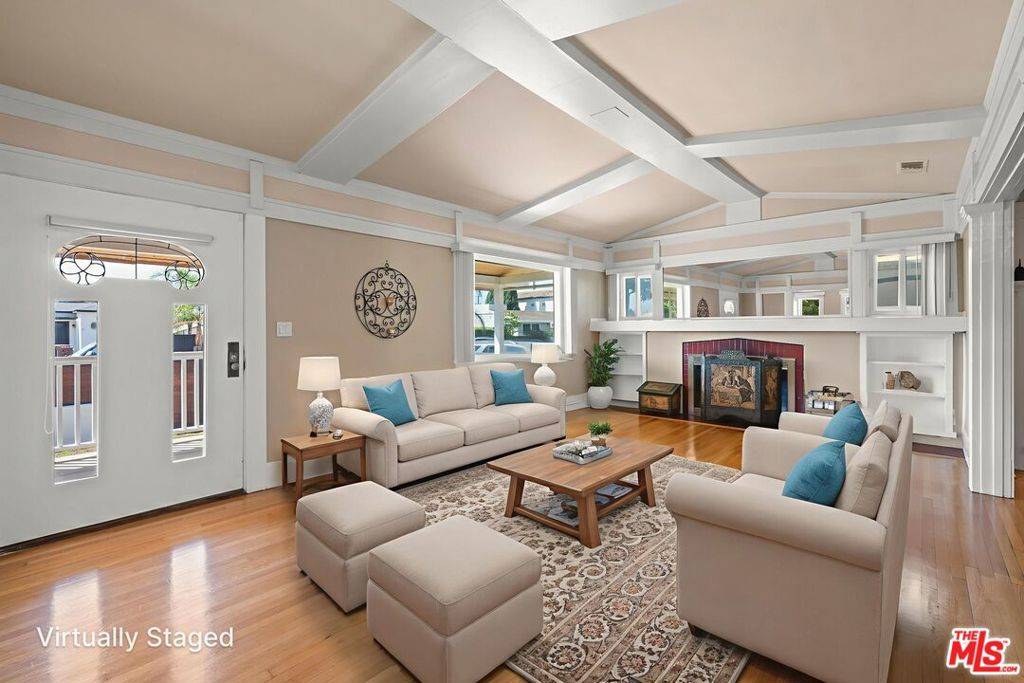 Inglewood, CA 90301,519 Elm AVE