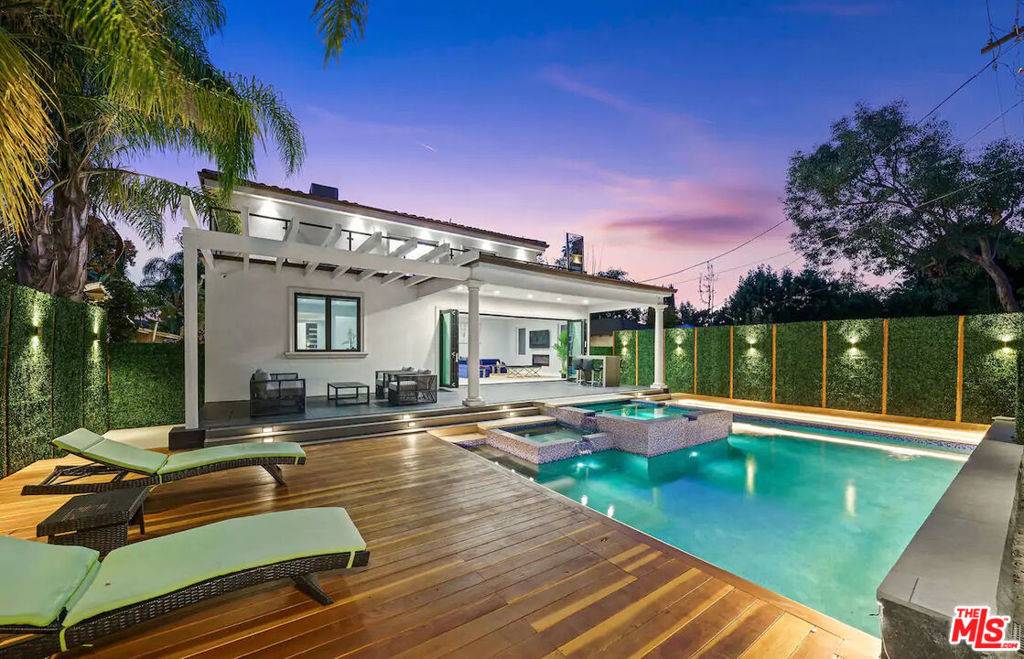 Sherman Oaks, CA 91403,14817 Otsego ST