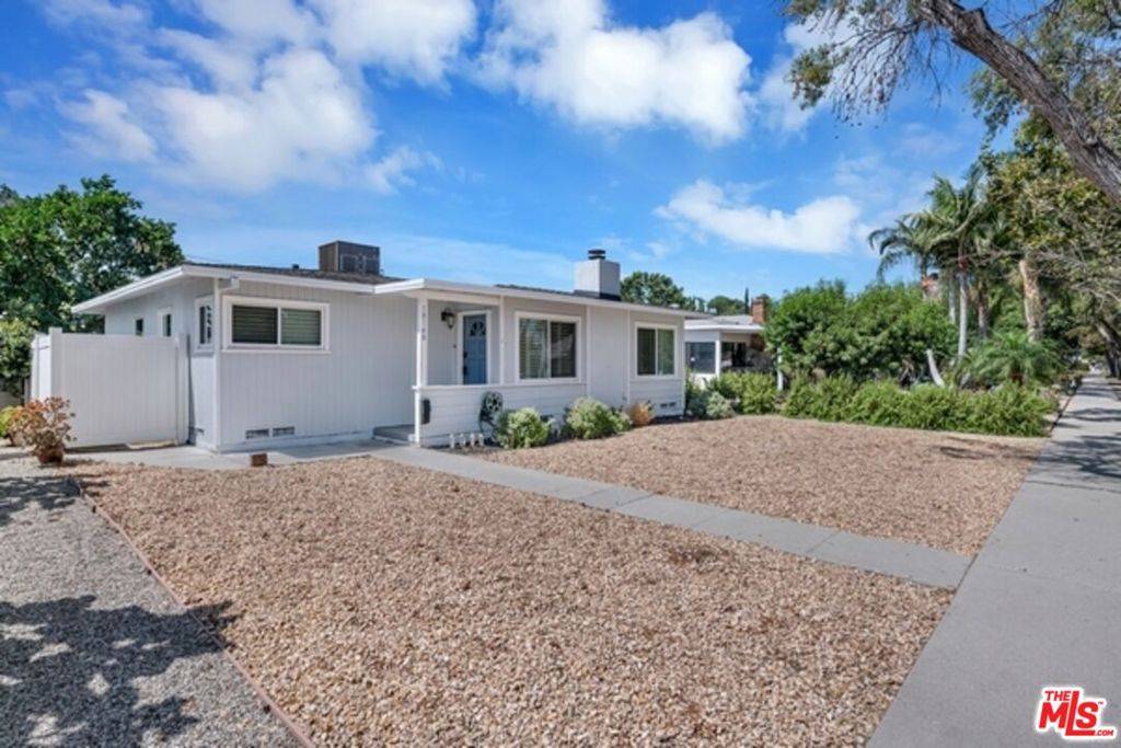 Reseda, CA 91335,18148 Hartland ST