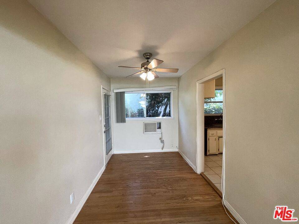 Sherman Oaks, CA 91403,14940 Dickens St #1