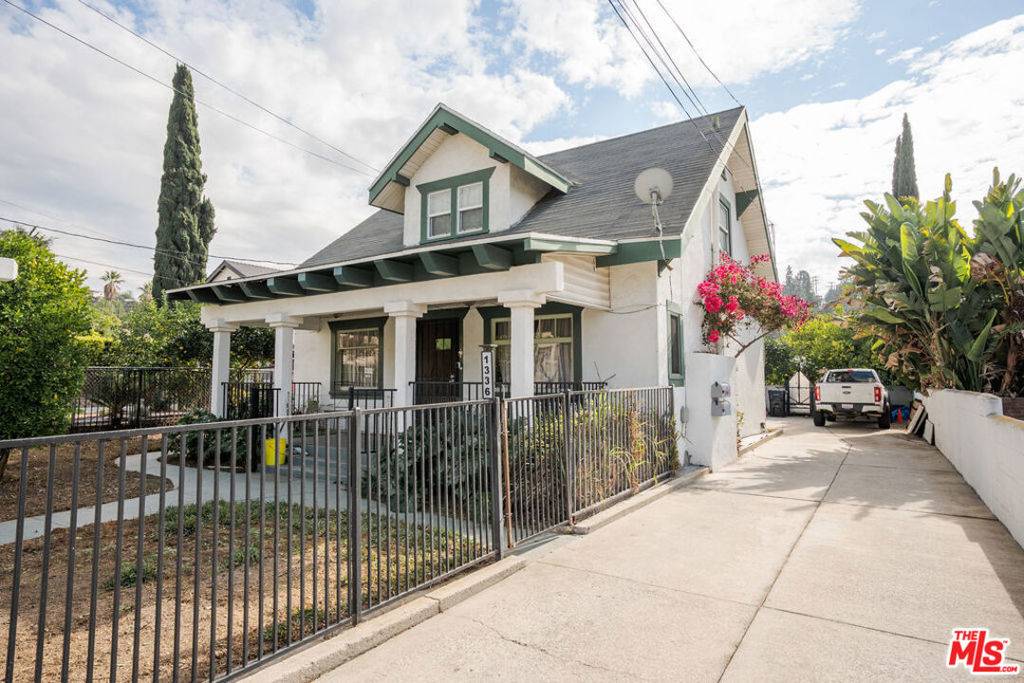 Los Angeles, CA 90041,1334 1336 Yosemite DR