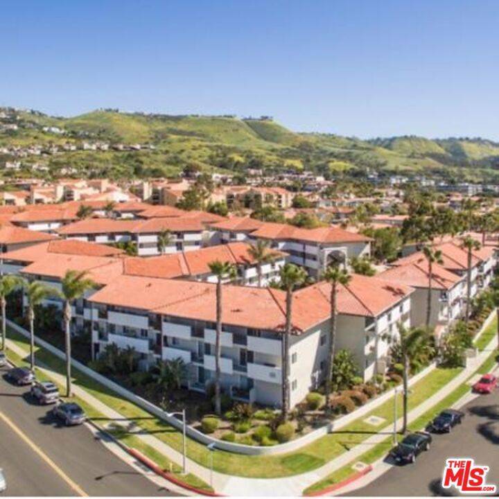 Rancho Palos Verdes, CA 90275,6600 Beachview DR #404
