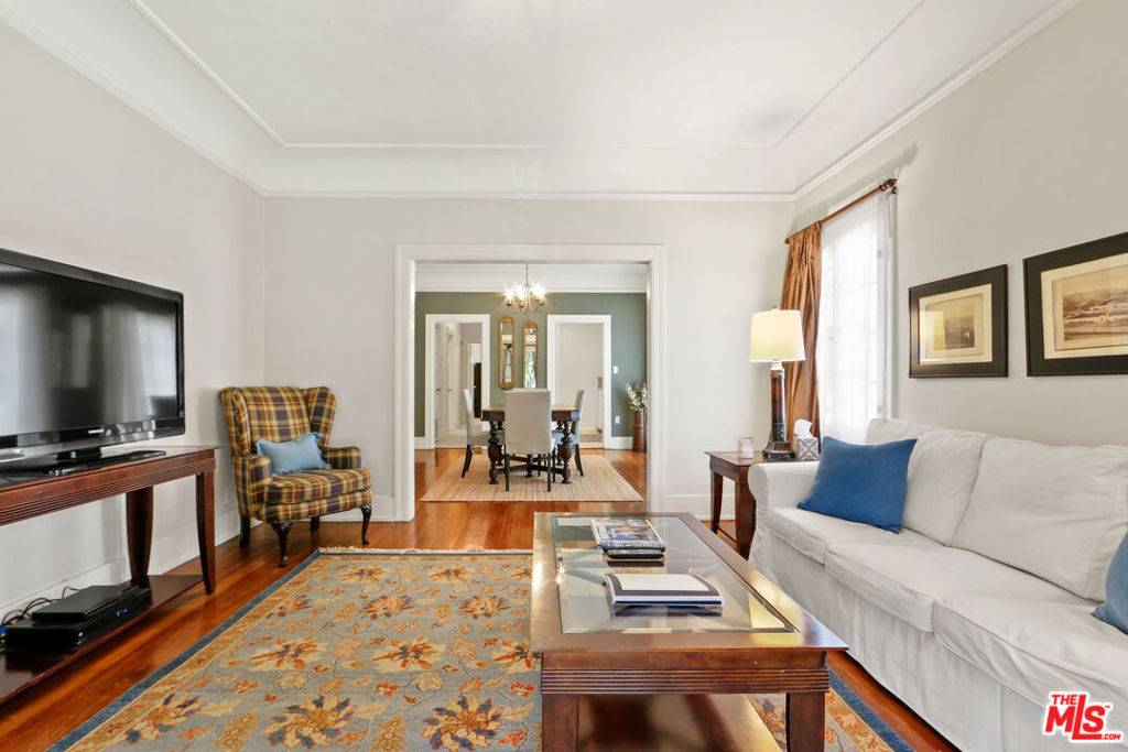 Los Angeles, CA 90004,619 N PLYMOUTH #619