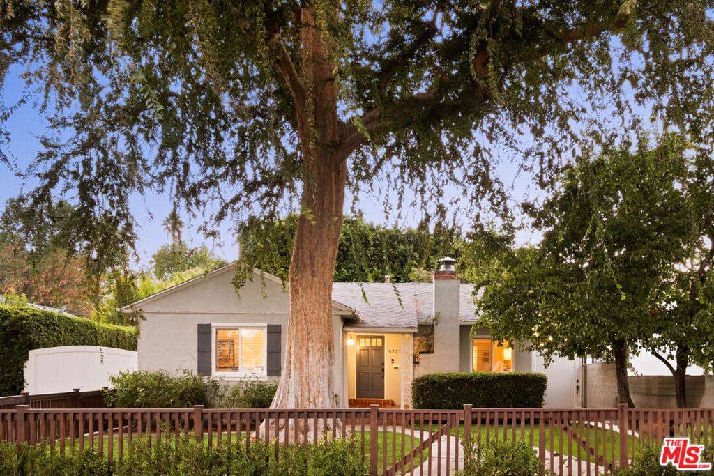 Sherman Oaks, CA 91411,5731 Vista Del Monte AVE