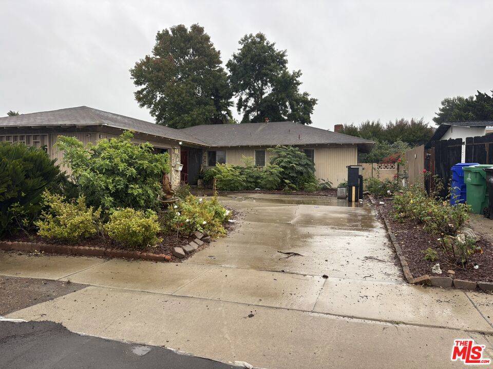 San Diego, CA 92122,2927 Governor DR