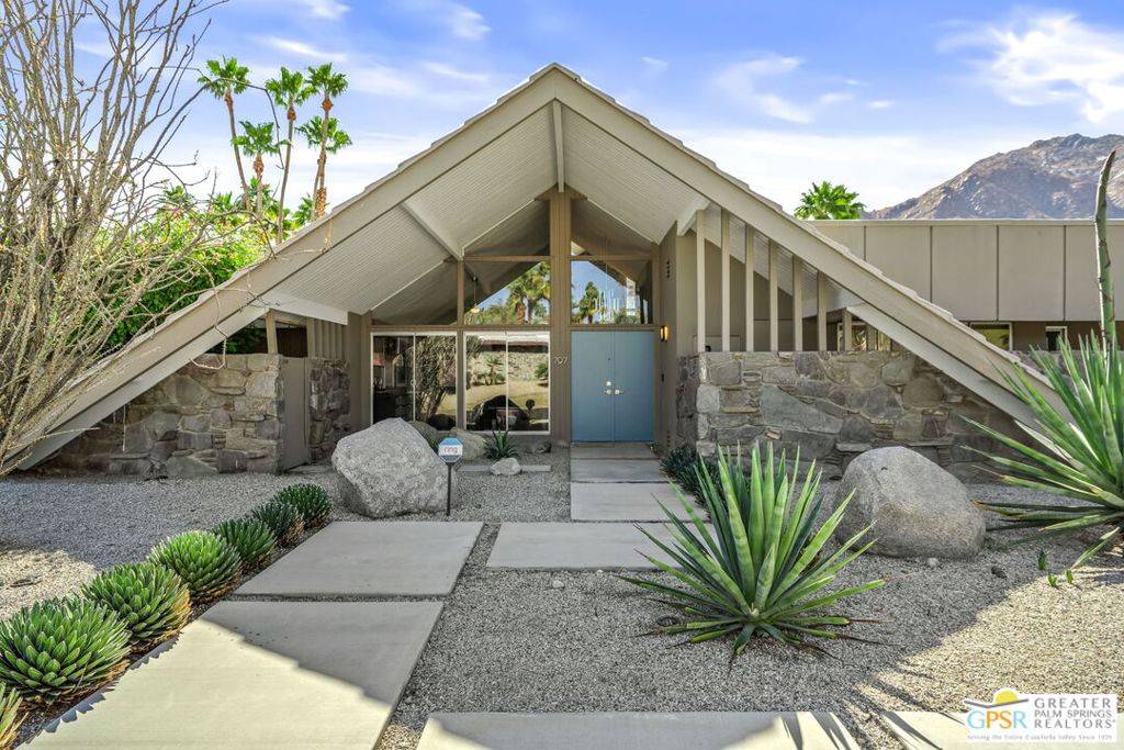 Palm Springs, CA 92262,797 W Via Vadera