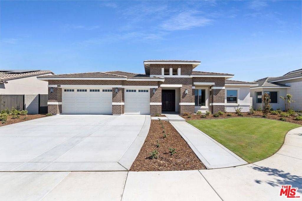 Bakersfield, CA 93311,12616 Espalier CT