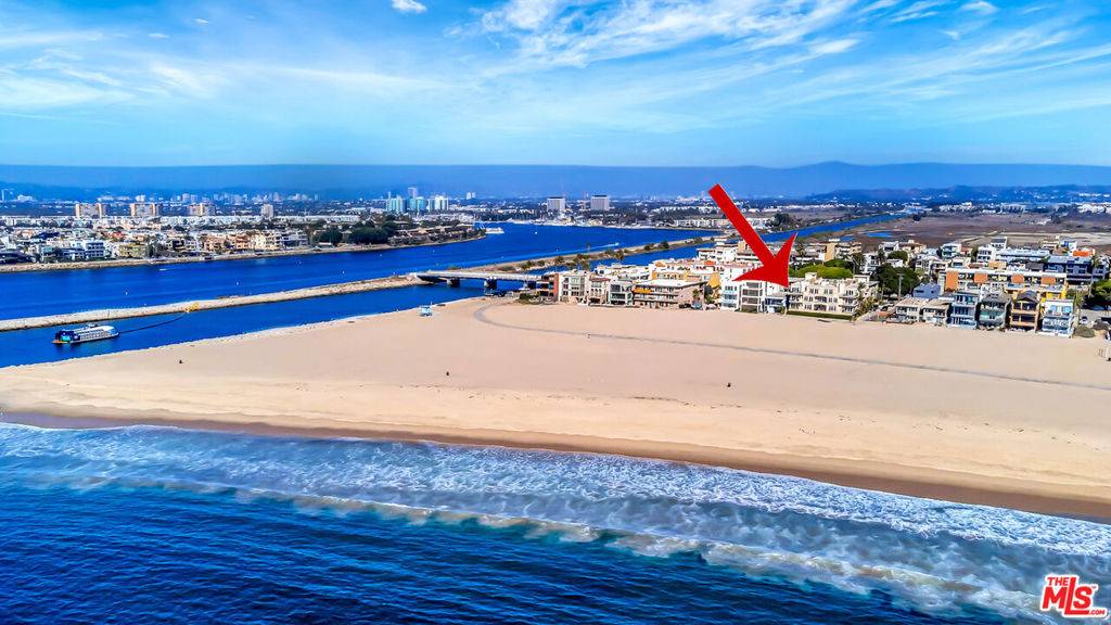 Playa Del Rey, CA 90293,6309 Ocean Front walk #302
