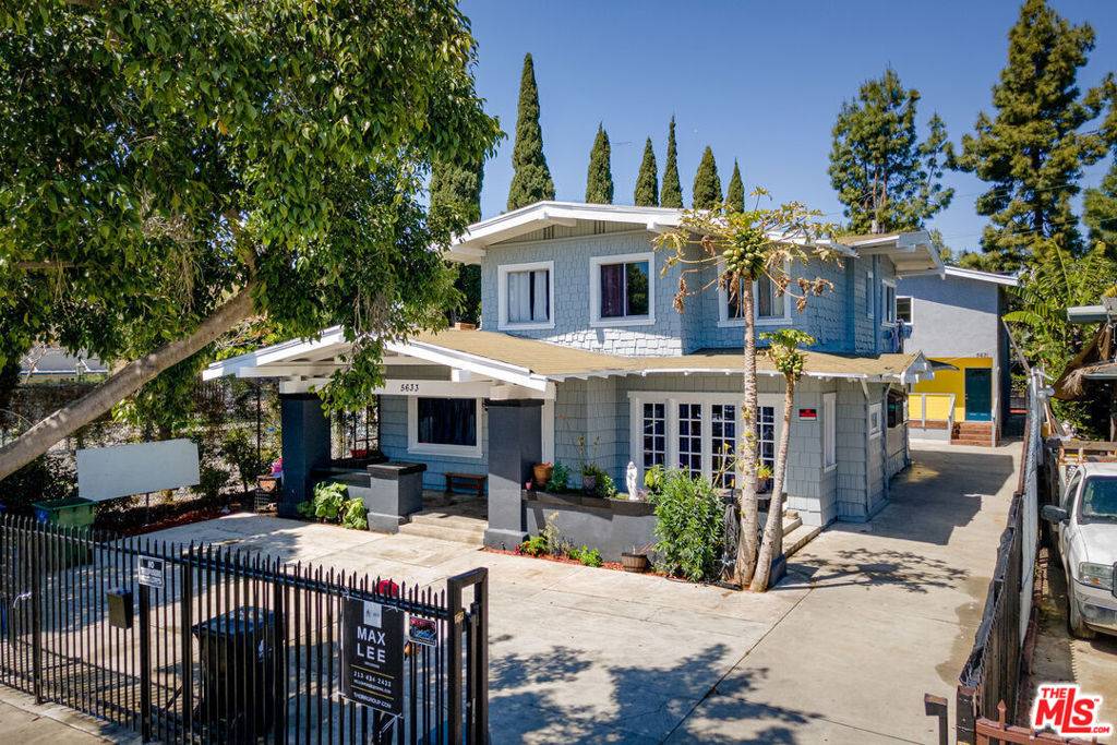 Los Angeles, CA 90038,5633 La Mirada AVE