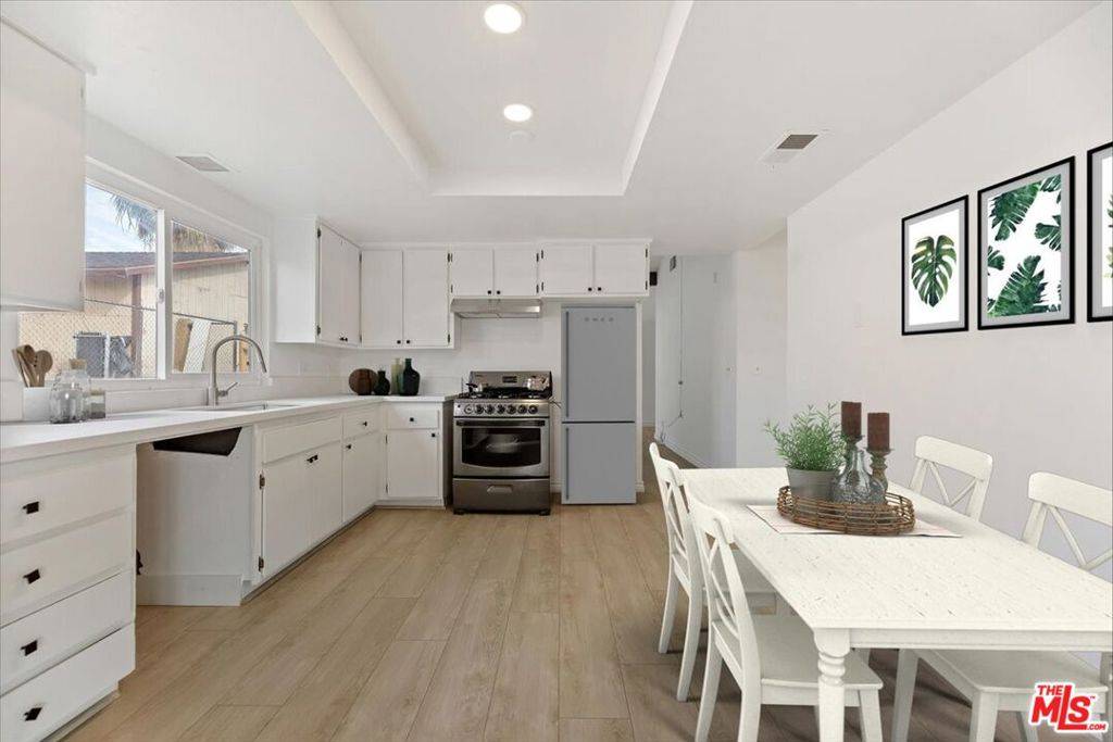 Twentynine Palms, CA 92277,6042 Cahuilla AVE