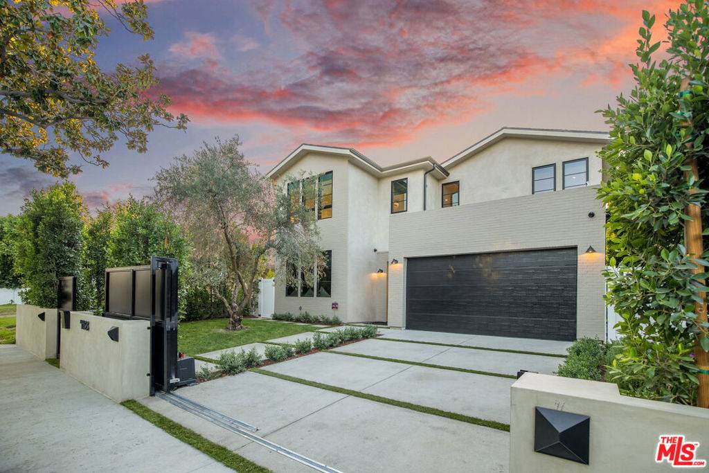 Studio City, CA 91602,4433 Kraft AVE