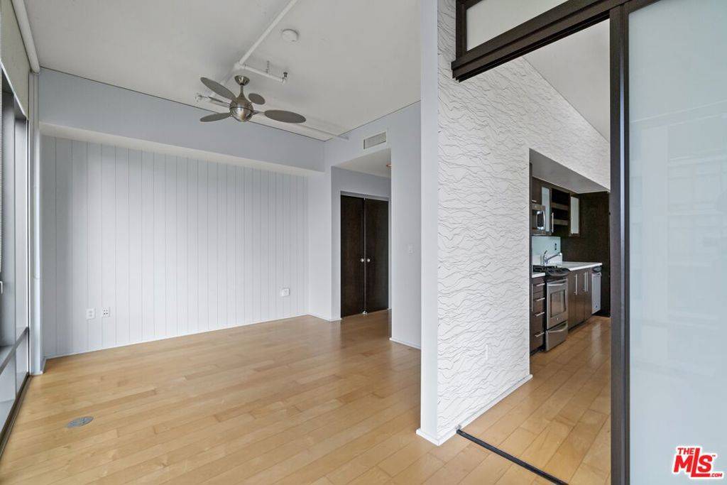 Los Angeles, CA 90015,1100 HOPE ST #815