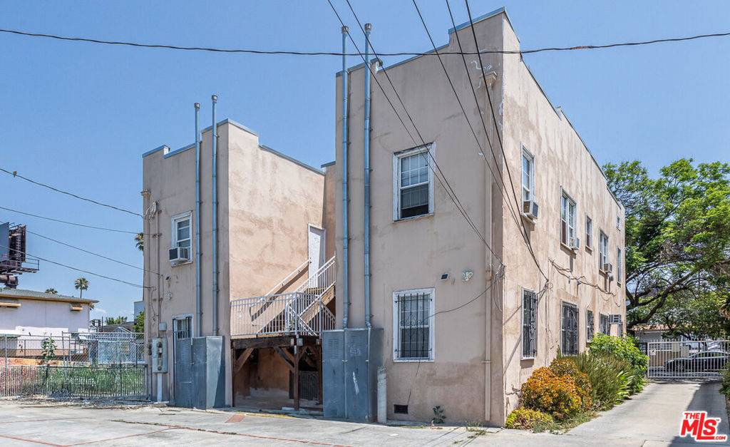 Los Angeles, CA 90028,1435 N Las Palmas AVE