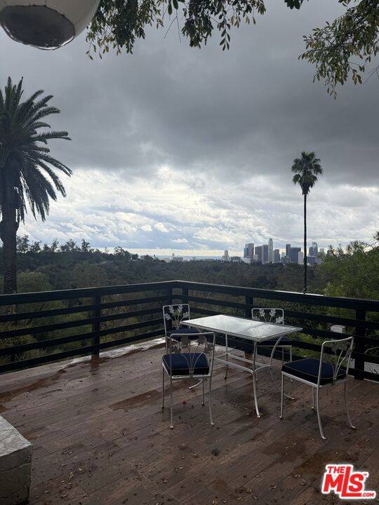 Los Angeles, CA 90026,2035 Park DR