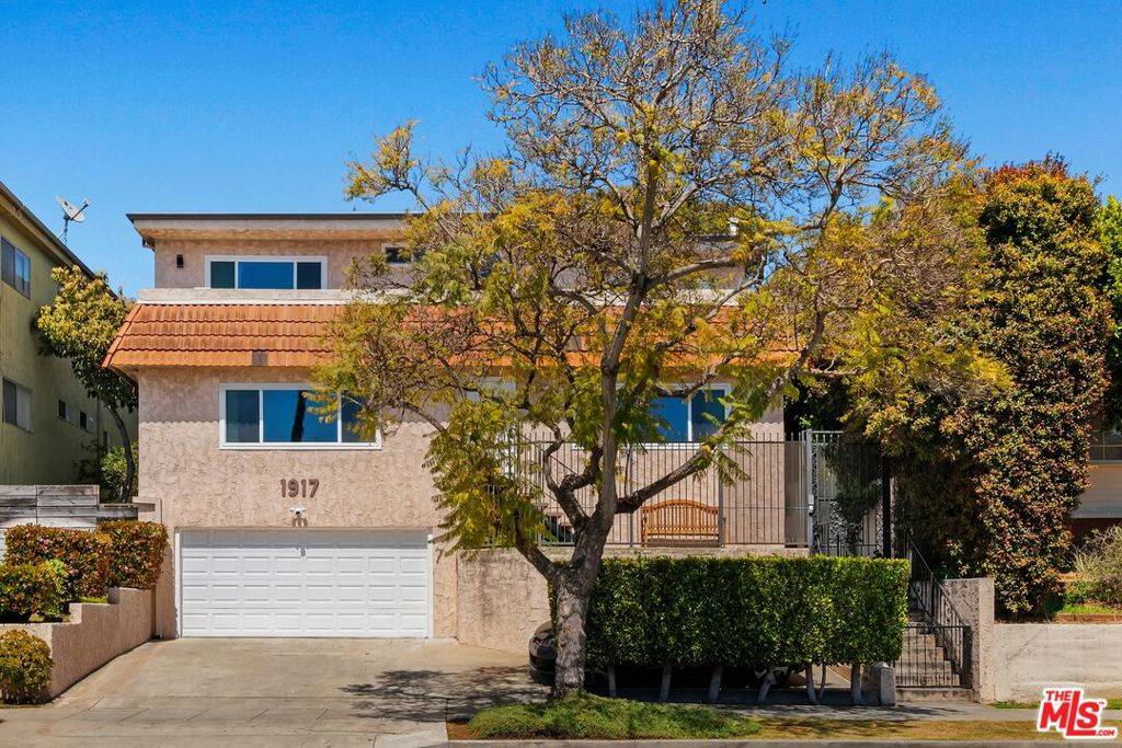 Santa Monica, CA 90404,1917 11th ST #1