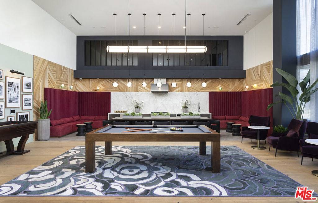 North Hollywood, CA 91606,11950 Erwin Street ST #B-186