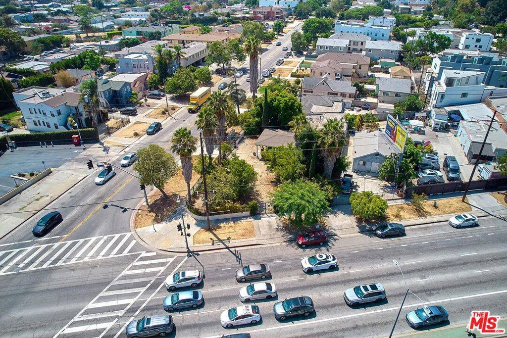 Los Angeles, CA 90019,5506 Venice BLVD