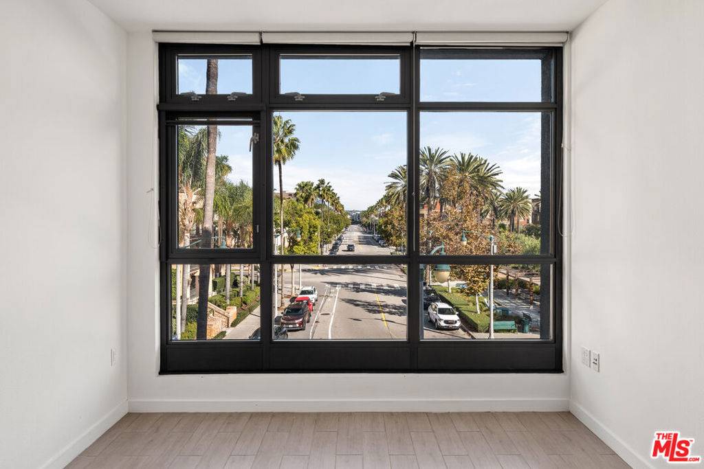 Los Angeles, CA 90094,13045 Pacific #334