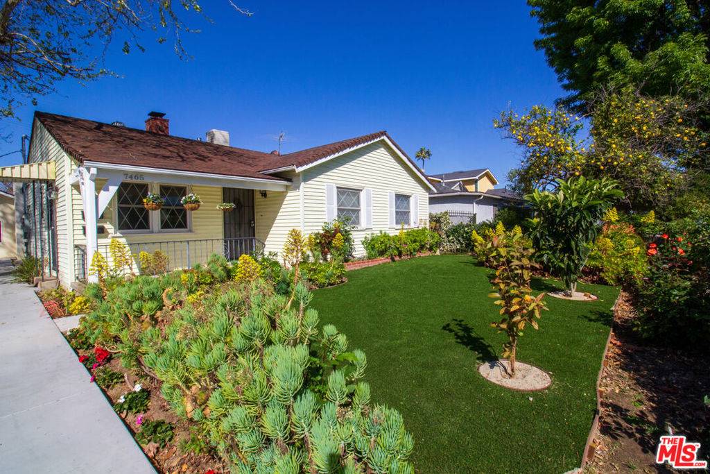 Lake Balboa, CA 91406,7465 N Forbes AVE