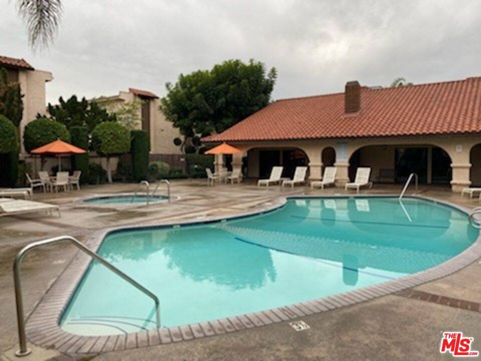 Burbank, CA 91504,1711 Grismer AVE #26