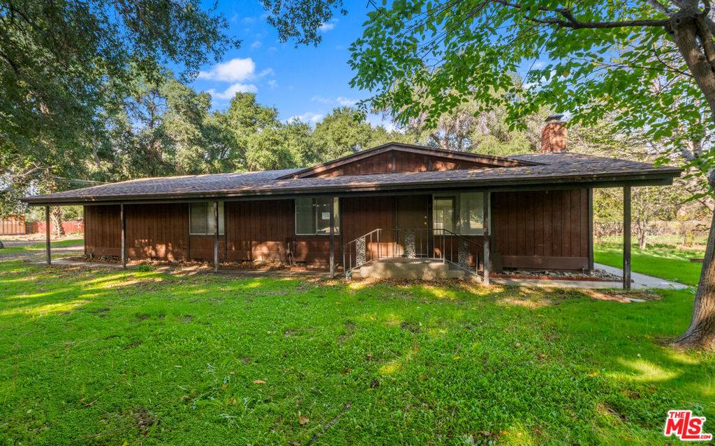 Canyon Country, CA 91387,16235 Valley Ranch RD