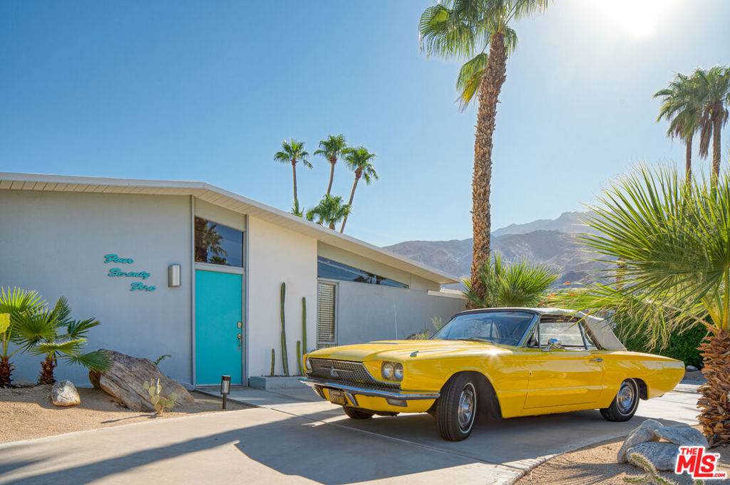 Palm Springs, CA 92262,475 E Desert Willow CIR