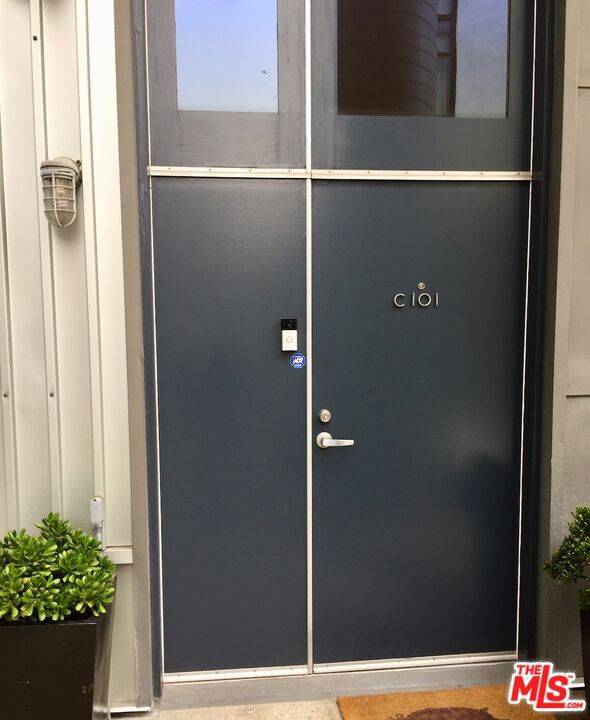 Venice, CA 90291,615 Hampton DR #C101