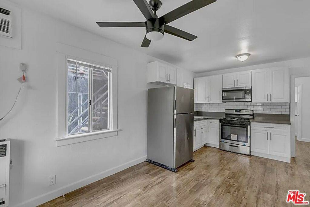 Los Angeles, CA 90011,1148 E 48th ST