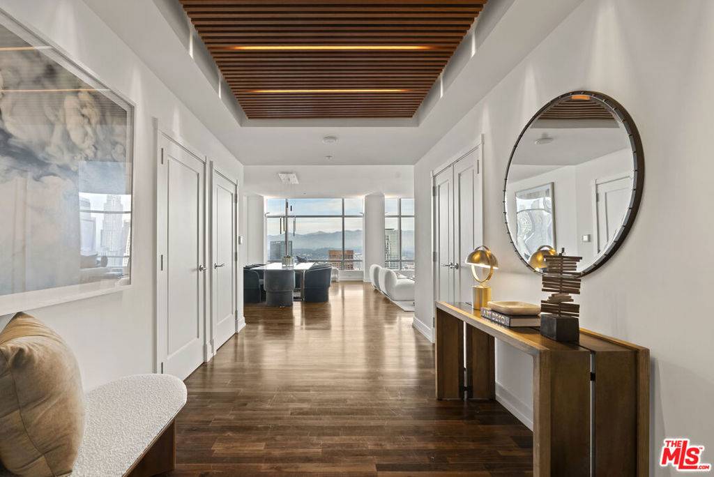 Los Angeles, CA 90015,900 W Olympic BLVD #47G