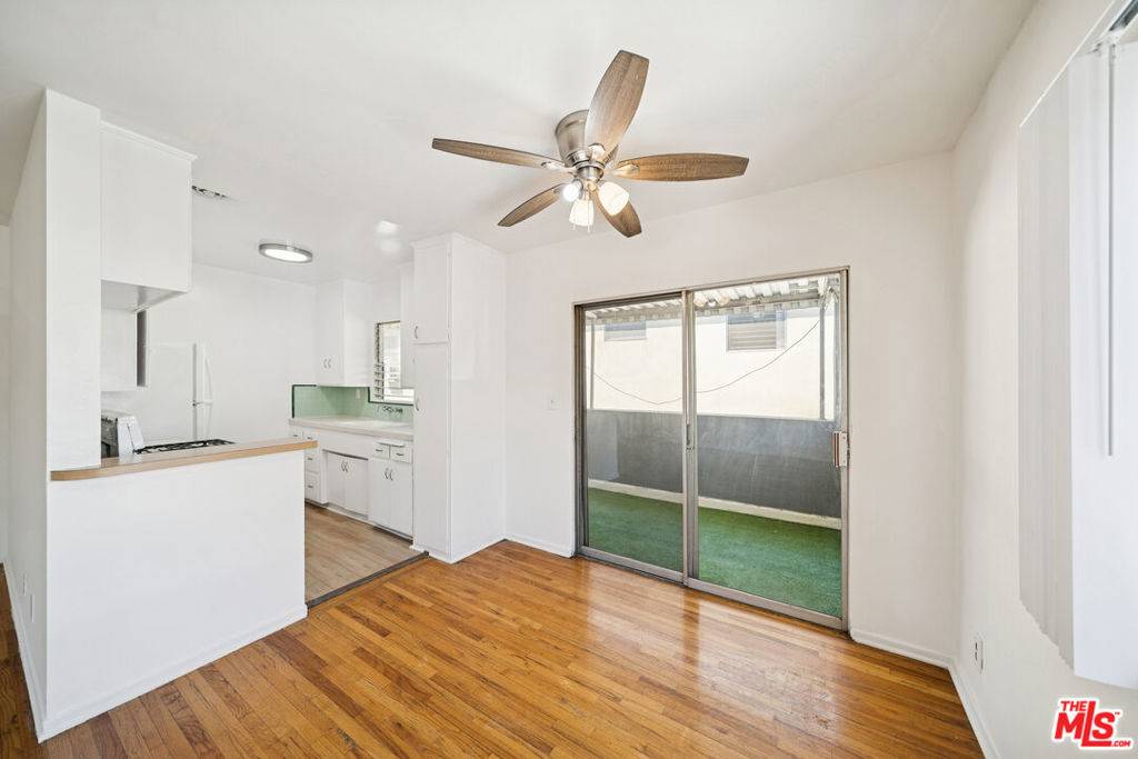 West Hollywood, CA 90046,1027 N Edinburgh AVE #4