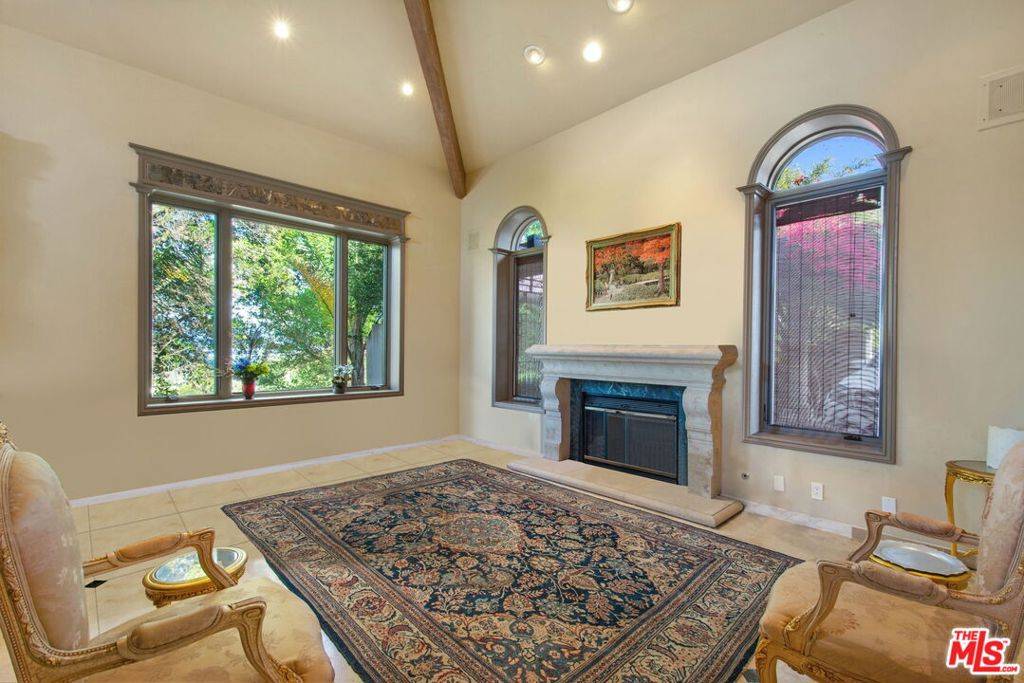 Calabasas, CA 91302,24485 Park Granada