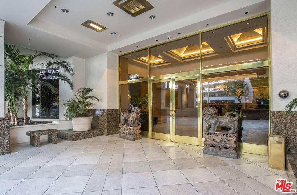 Los Angeles, CA 90024,10724 Wilshire BLVD #505