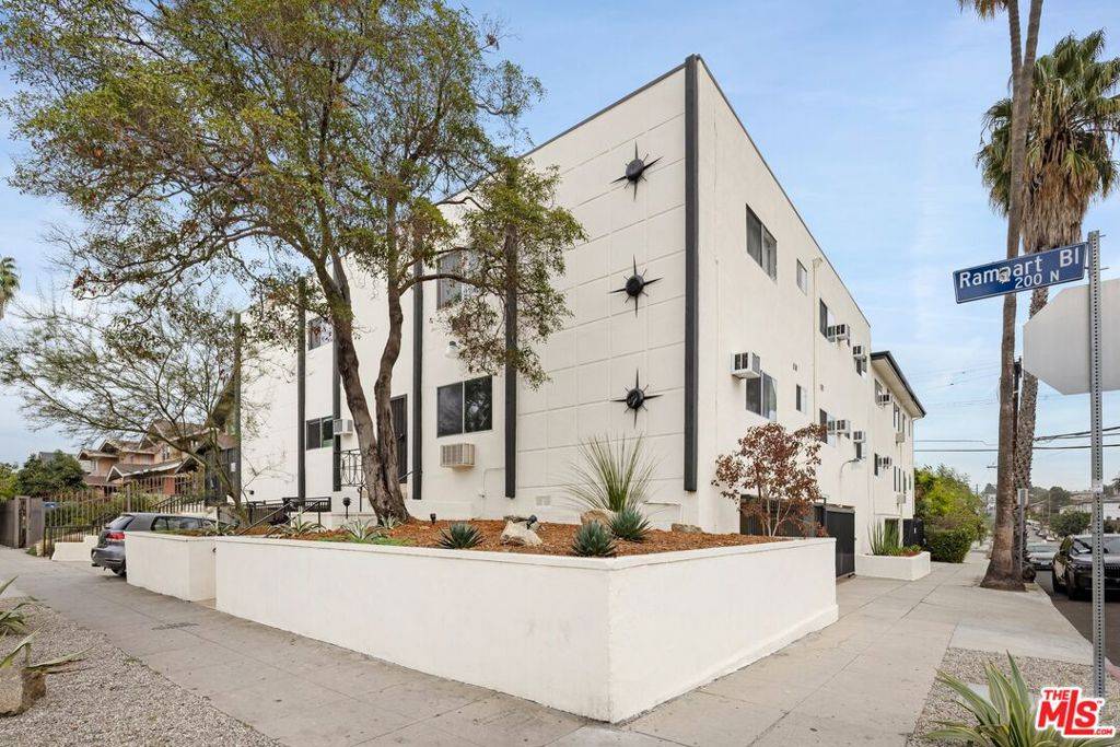 Los Angeles, CA 90026,200 N Rampart BLVD