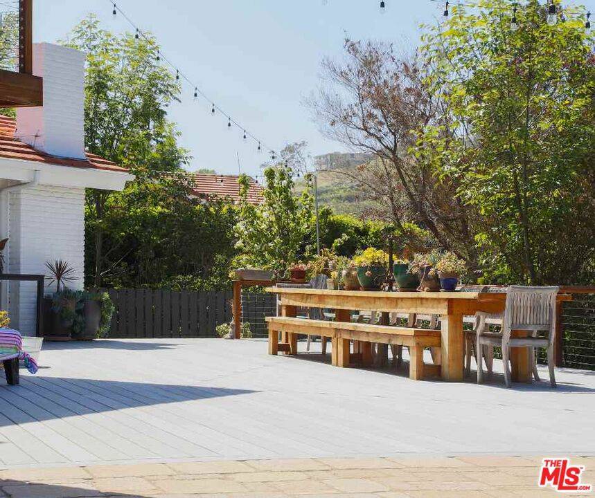 Malibu, CA 90265,30606 La Sonora DR