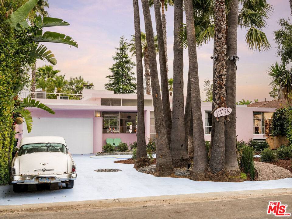 North Hollywood, CA 91601,11576 Otsego ST