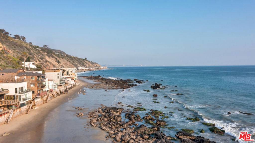 Malibu, CA 90265,20840 Pacific Coast HWY