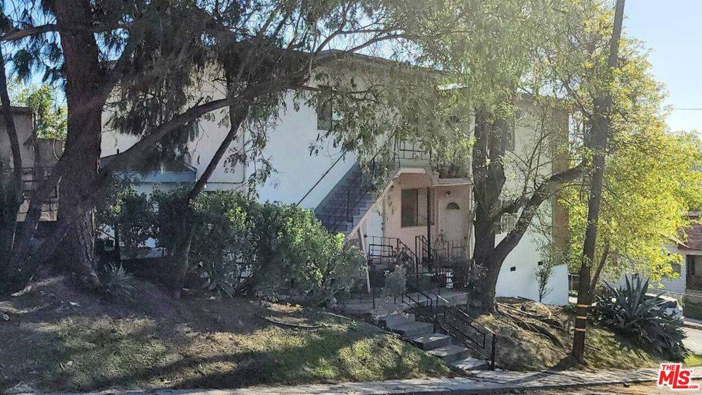 Los Angeles, CA 90065,3514 Kinney ST