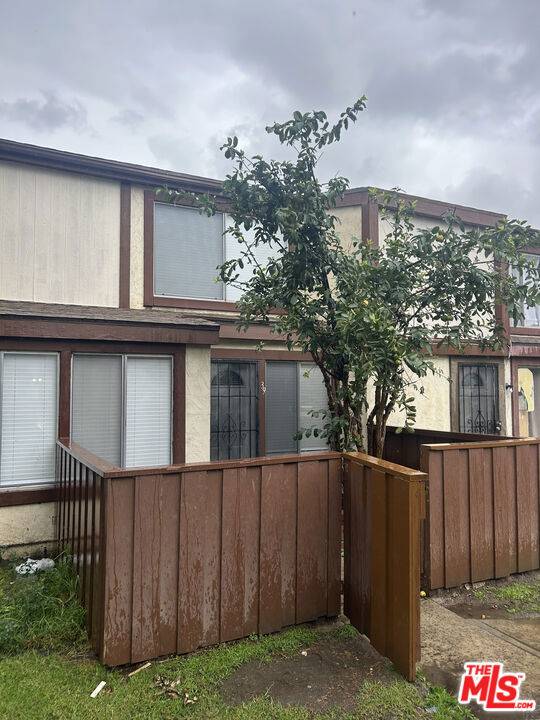 Panorama City, CA 91402,14501 Tupper ST #39