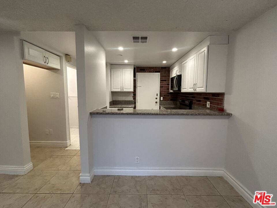 Panorama City, CA 91402,14501 Tupper ST #39