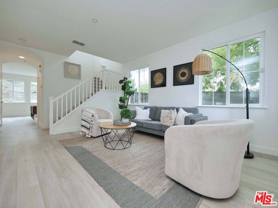 Martinez, CA 94553,4560 Actriz PL