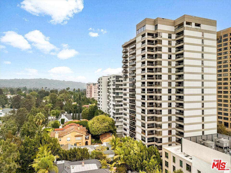 Los Angeles, CA 90024,10445 Wilshire BLVD #904