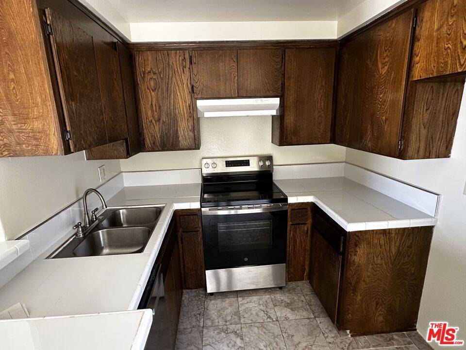 Torrance, CA 90503,3422 Maricopa ST #226