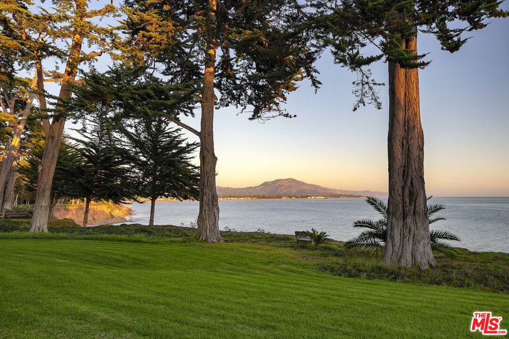 Carpinteria, CA 93103,3055 B Padaro