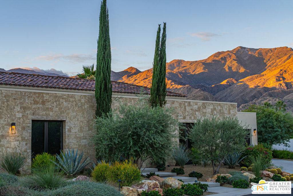 Palm Springs, CA 92264,1013 Via Dia