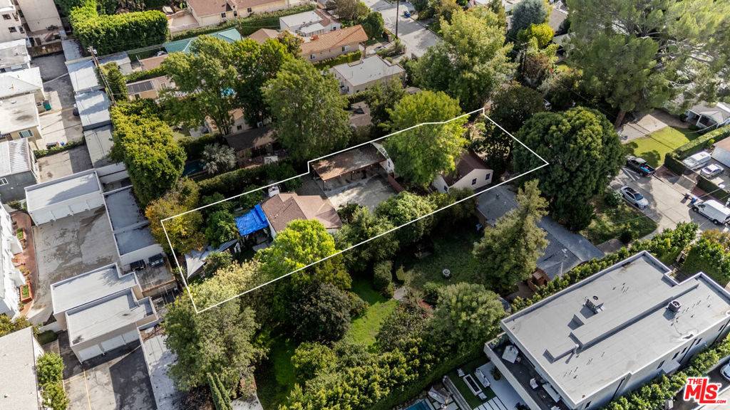 Sherman Oaks, CA 91403,15217 Greenleaf ST