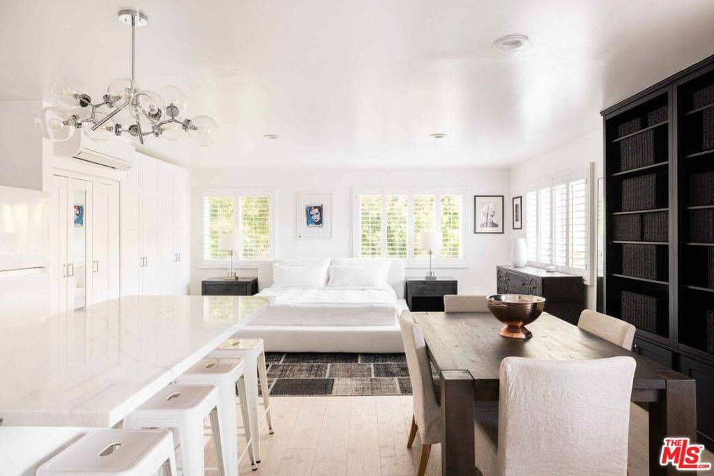 Beverly Hills, CA 90210,9809 Beeson DR #C